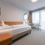 Hotel Jakob 4*